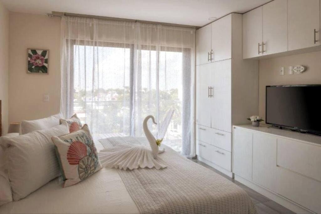 5mins To Beach+pool+kingbed+freedisneyplus Playa del Carmen